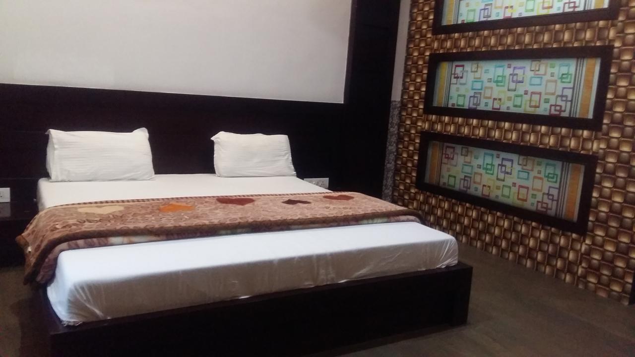 Hotel D2M Mānsa 客房 照片